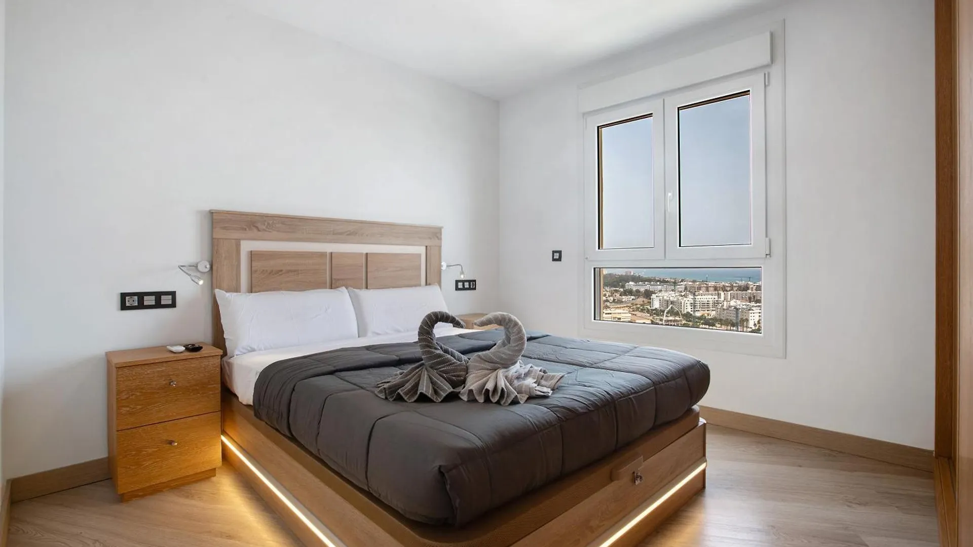 Vistas Al Mar Torremolinos Apartment Spain