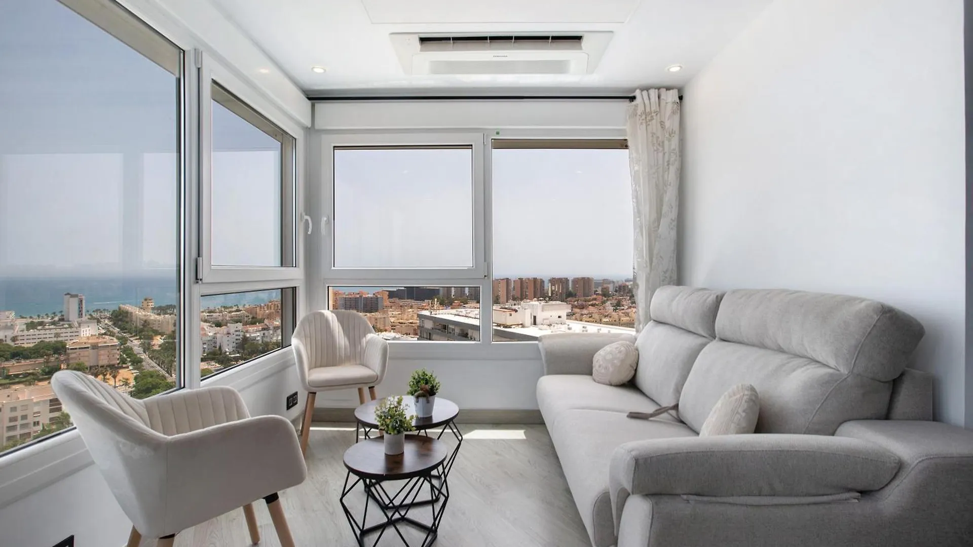 Vistas Al Mar Torremolinos Apartment